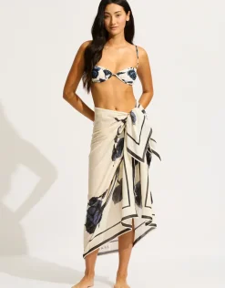Rococo Sarong - Black